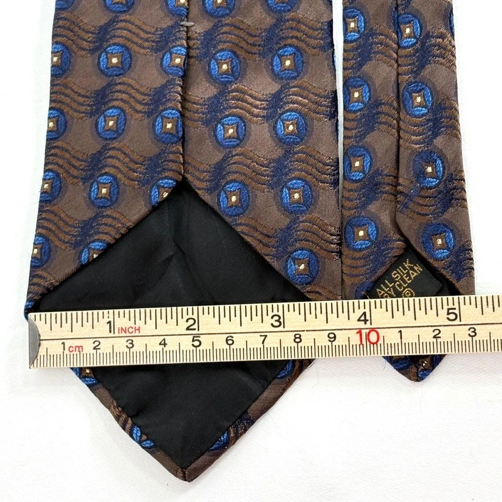 Benjamin James Silk Tie Brown Blue Geometric Medallion‎ Made in England